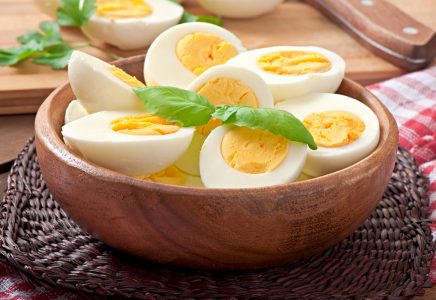 فوائد تناول البيض المطبوخ